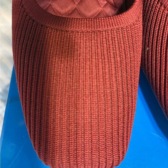 Vivian Women's Burgundy Wedges - Picture 5 of 5